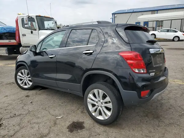 3GNCJRSB0JL369367 2018 CHEVROLET TRAX - Image 2