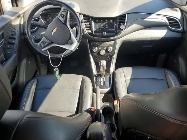 3GNCJRSB0KL181546 2019 CHEVROLET TRAX - Image 8