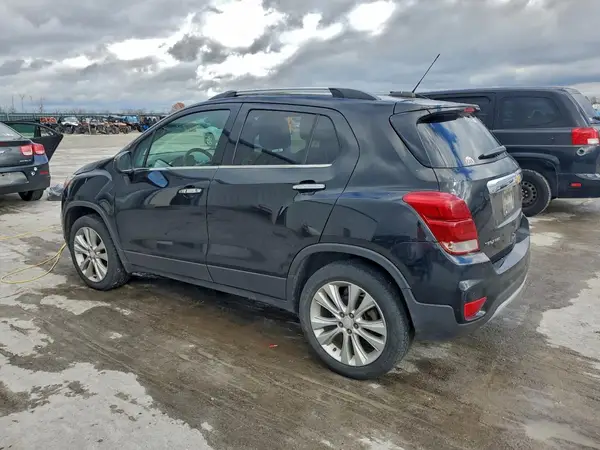 3GNCJRSB0KL314211 2019 CHEVROLET TRAX - Image 2
