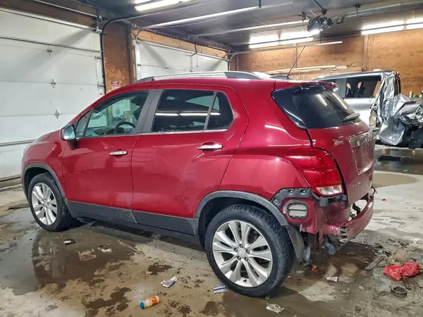 3GNCJRSB0LL222419 2020 CHEVROLET TRAX - Image 2