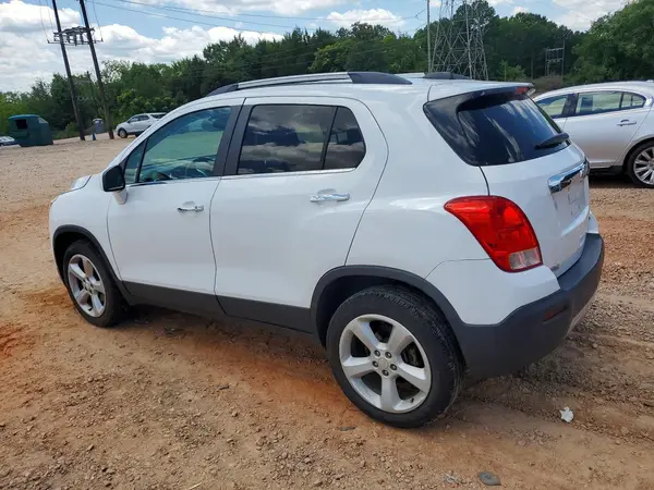 3GNCJRSB1GL188495 2016 CHEVROLET TRAX - Image 2