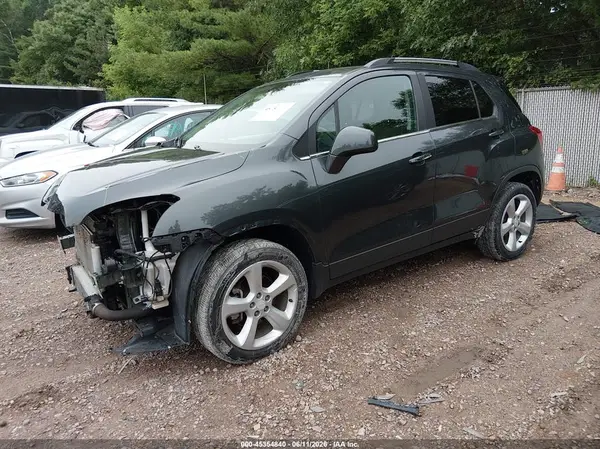 3GNCJRSB1GL255550 2016 CHEVROLET TRAX - Image 2