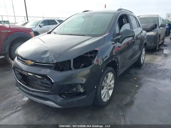 3GNCJRSB1HL238278 2017 CHEVROLET TRAX - Image 2