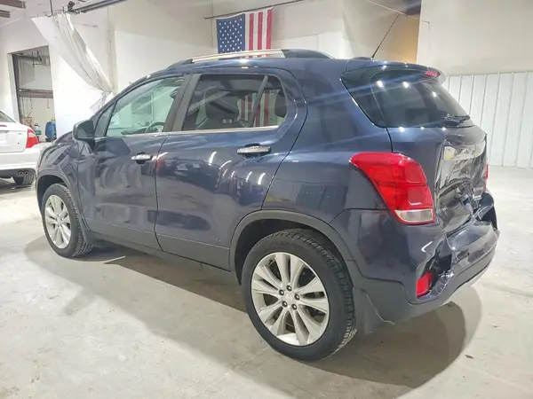 3GNCJRSB1JL222393 2018 CHEVROLET TRAX - Image 2