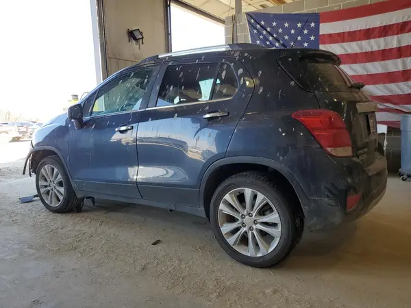 3GNCJRSB1JL249013 2018 CHEVROLET TRAX - Image 2