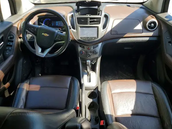 3GNCJRSB2GL215882 2016 CHEVROLET TRAX - Image 8
