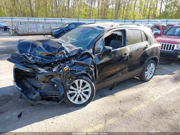 3GNCJRSB2HL240881 2017 CHEVROLET TRAX - Image 2