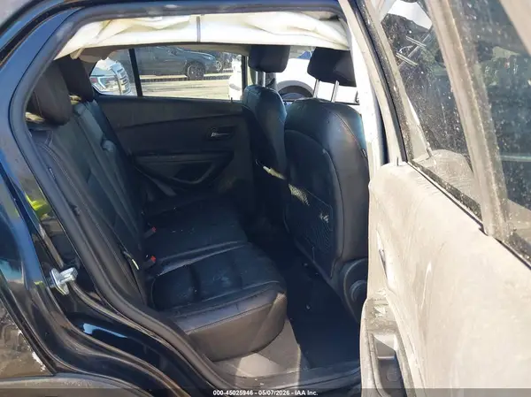3GNCJRSB2HL240881 2017 CHEVROLET TRAX - Image 8