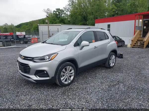 3GNCJRSB2JL392018 2018 CHEVROLET TRAX - Image 2