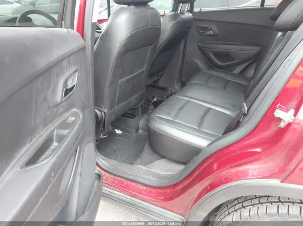 3GNCJRSB2KL243447 2019 CHEVROLET TRAX - Image 8
