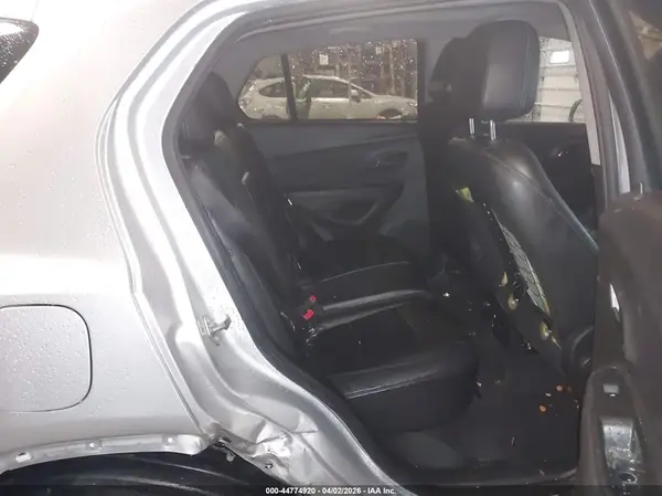 3GNCJRSB3GL161556 2016 CHEVROLET TRAX - Image 8