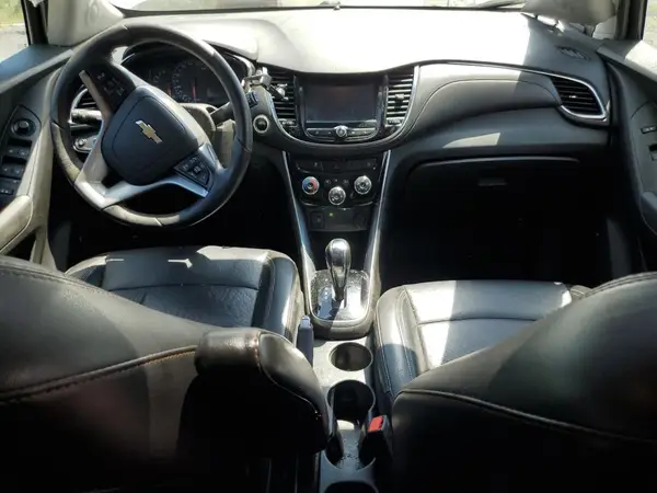 3GNCJRSB3HL274442 2017 CHEVROLET TRAX - Image 8
