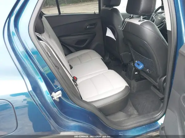 3GNCJRSB3LL161048 2020 CHEVROLET TRAX - Image 8