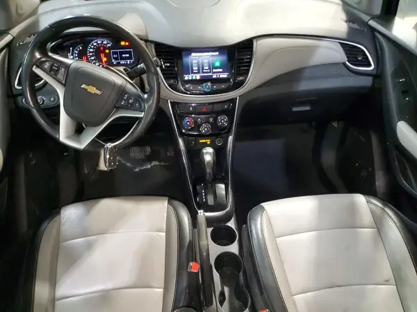 3GNCJRSB3LL163379 2020 CHEVROLET TRAX - Image 8
