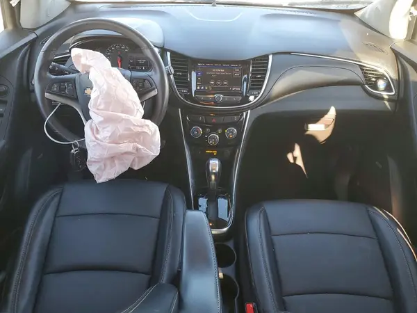 3GNCJRSB3LL164368 2020 CHEVROLET TRAX - Image 8
