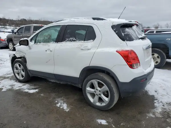 3GNCJRSB4GL263626 2016 CHEVROLET TRAX - Image 2