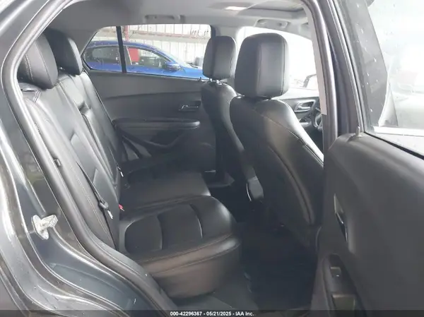 3GNCJRSB4HL248531 2017 CHEVROLET TRAX - Image 8