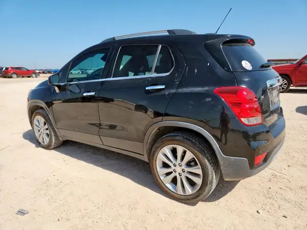 3GNCJRSB4JL166062 2018 CHEVROLET TRAX - Image 2