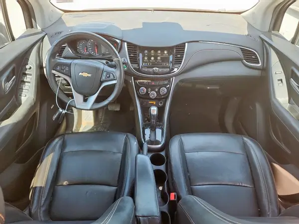 3GNCJRSB4JL166062 2018 CHEVROLET TRAX - Image 8