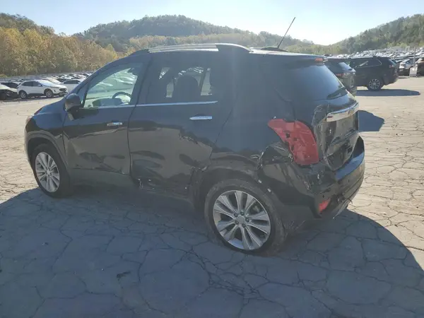 3GNCJRSB4JL311178 2018 CHEVROLET TRAX - Image 2