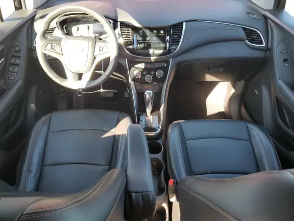 3GNCJRSB4KL156391 2019 CHEVROLET TRAX - Image 8