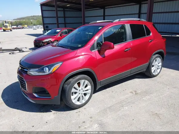 3GNCJRSB4KL244812 2019 CHEVROLET TRAX - Image 2