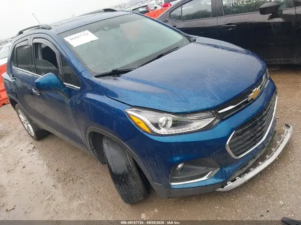 3GNCJRSB4LL238025 2020 CHEVROLET TRAX - Image 1