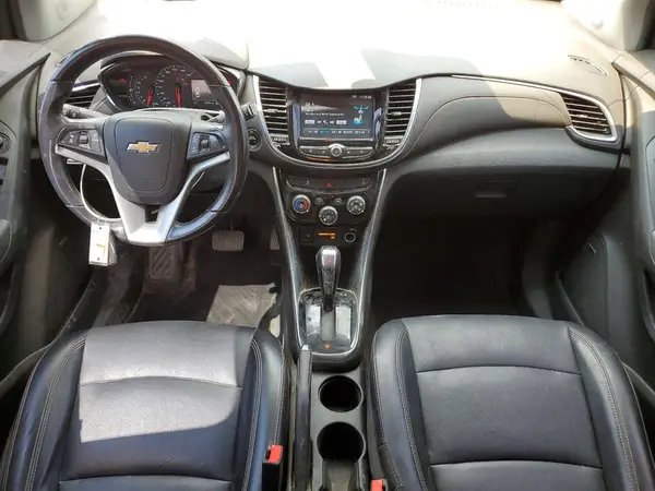 3GNCJRSB5HL148793 2017 CHEVROLET TRAX - Image 8