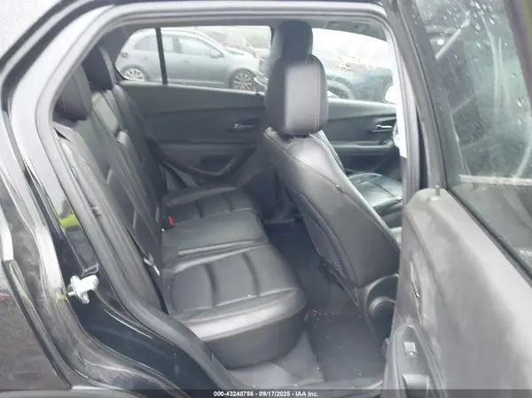 3GNCJRSB5HL251762 2017 CHEVROLET TRAX - Image 8