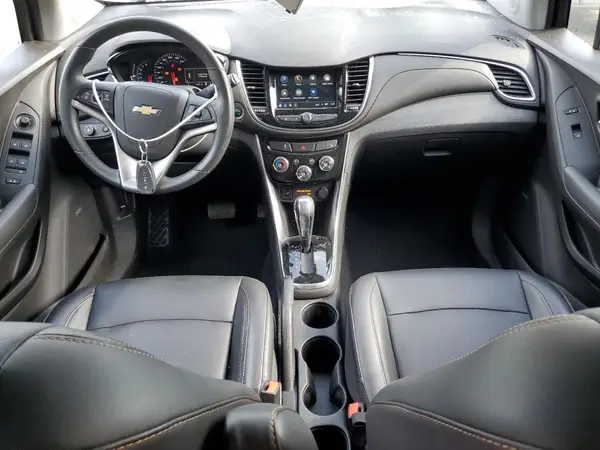 3GNCJRSB5JL285447 2018 CHEVROLET TRAX - Image 8