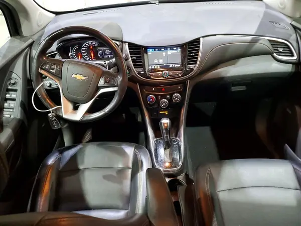 3GNCJRSB5KL256113 2019 CHEVROLET TRAX - Image 8