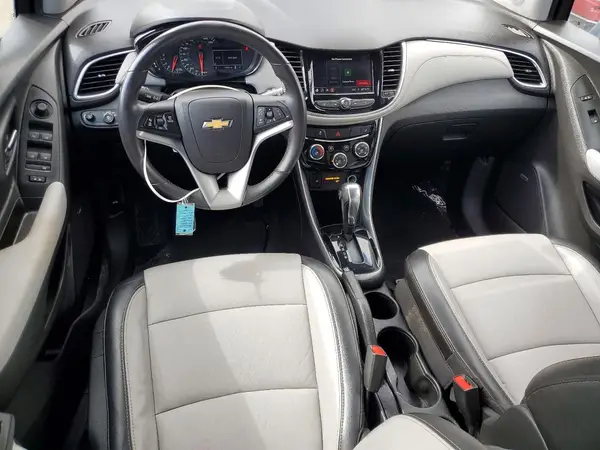 3GNCJRSB5LL217734 2020 CHEVROLET TRAX - Image 8