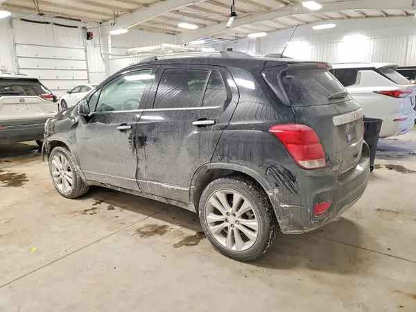 3GNCJRSB5LL279859 2020 CHEVROLET TRAX - Image 2