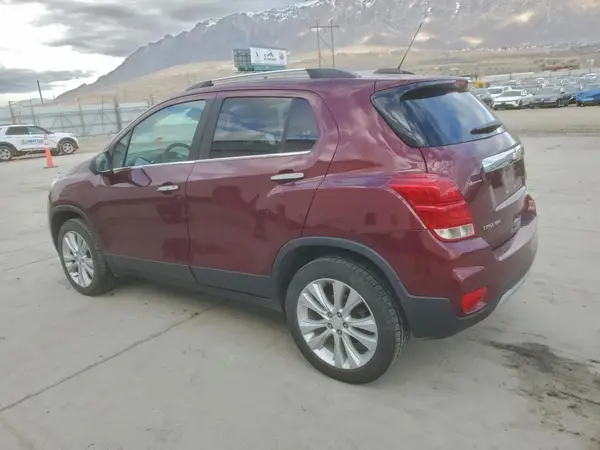 3GNCJRSB6HL146079 2017 CHEVROLET TRAX - Image 2