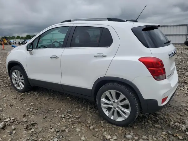 3GNCJRSB6HL226028 2017 CHEVROLET TRAX - Image 2
