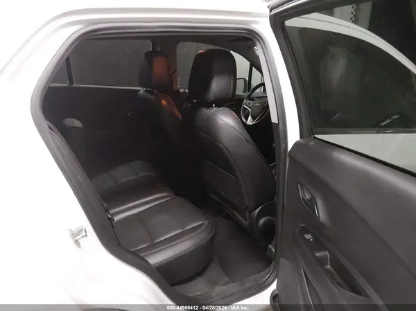 3GNCJRSB6LL108666 2020 CHEVROLET TRAX - Image 8