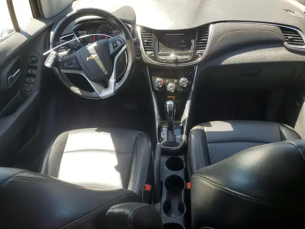 3GNCJRSB6LL147788 2020 CHEVROLET TRAX - Image 8