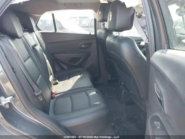 3GNCJRSB7KL294409 2019 CHEVROLET TRAX - Image 8