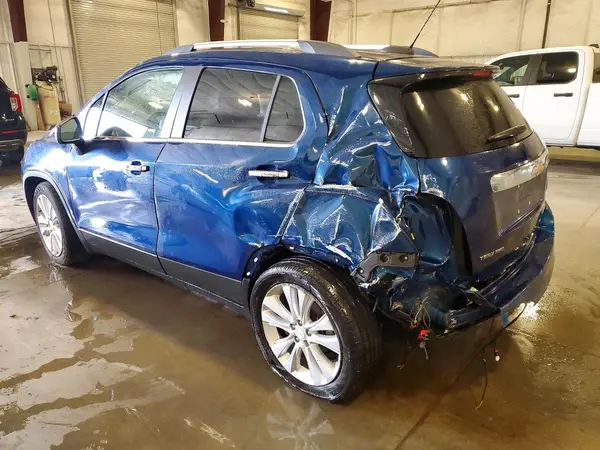 3GNCJRSB7KL297021 2019 CHEVROLET TRAX - Image 2