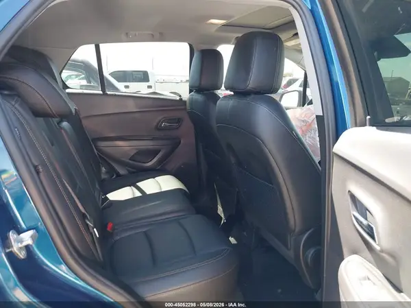 3GNCJRSB7LL174353 2020 CHEVROLET TRAX - Image 8
