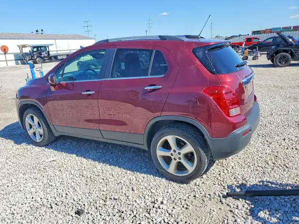 3GNCJRSB8GL122915 2016 CHEVROLET TRAX - Image 2