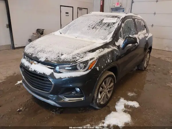 3GNCJRSB8HL261315 2017 CHEVROLET TRAX - Image 2