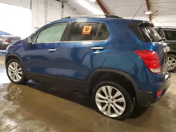 3GNCJRSB8LL298051 2020 CHEVROLET TRAX - Image 2