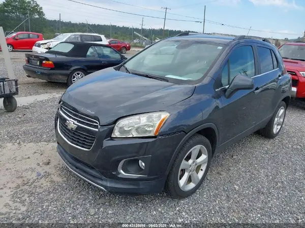 3GNCJRSB9GL141912 2016 CHEVROLET TRAX - Image 2