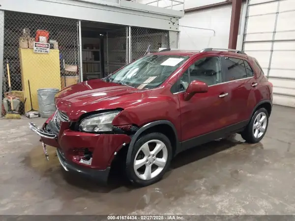 3GNCJRSB9GL166289 2016 CHEVROLET TRAX - Image 2