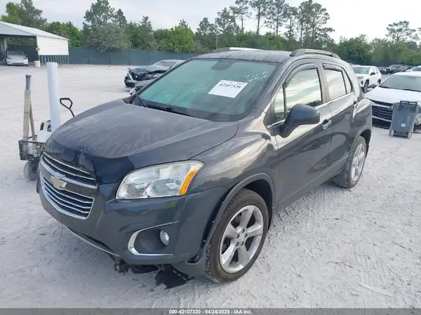 3GNCJRSB9GL175185 2016 CHEVROLET TRAX - Image 2
