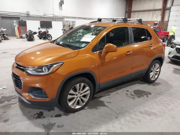 3GNCJRSB9HL150871 2017 CHEVROLET TRAX - Image 2