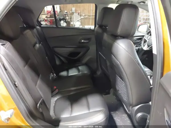 3GNCJRSB9HL150871 2017 CHEVROLET TRAX - Image 8
