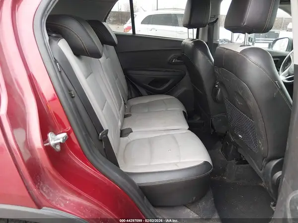 3GNCJRSB9JL233187 2018 CHEVROLET TRAX - Image 8