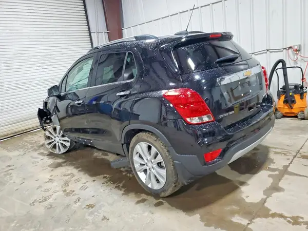 3GNCJRSB9KL179116 2019 CHEVROLET TRAX - Image 2